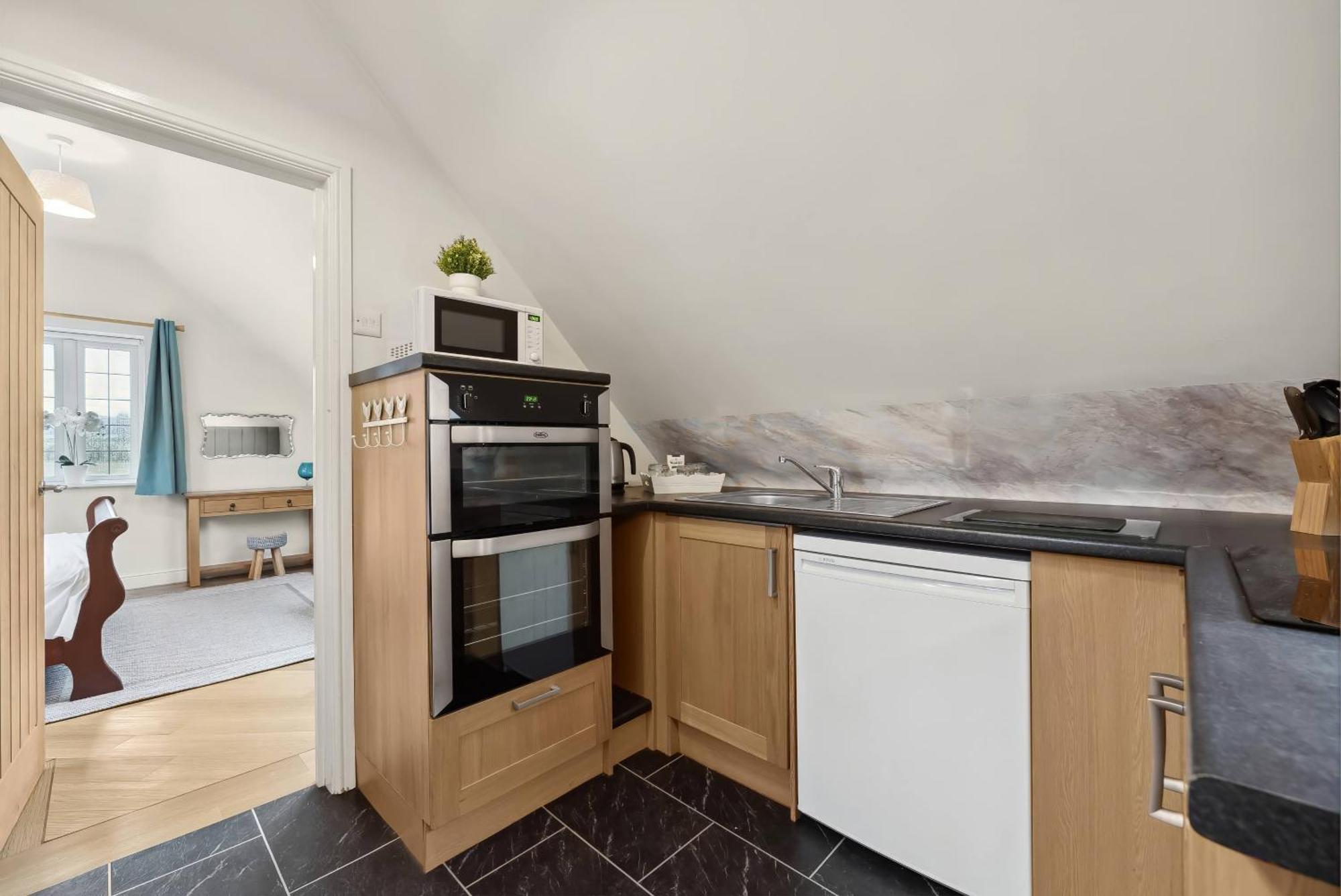 קובנטרי Beautiful Country Apartment, Rated Exceptional מראה חיצוני תמונה